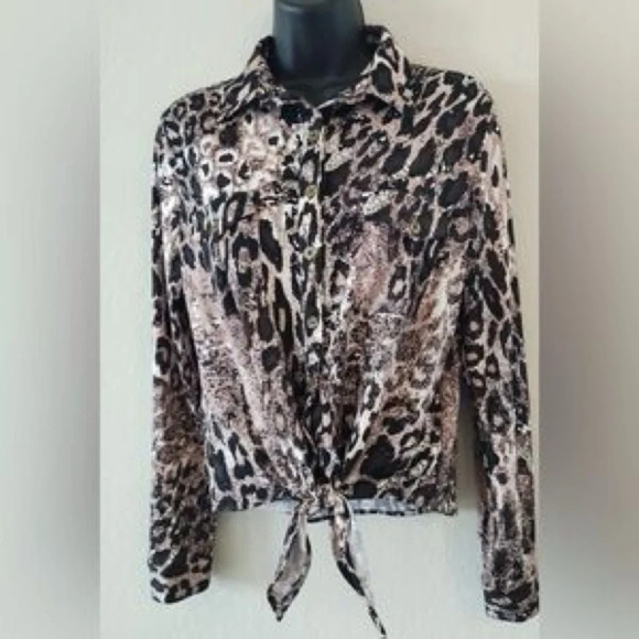 Vintage Leopard Print Blouse with Front Tie – Women’s Fashion Statement Top - Picture 1 of 3